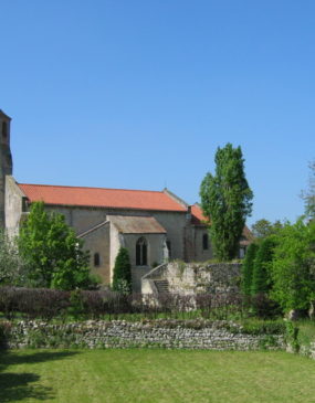 Collégiale Saint-Pierre © OT Val de Sioule