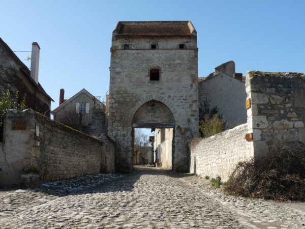 Porte d'Orient © OT Val de Sioule